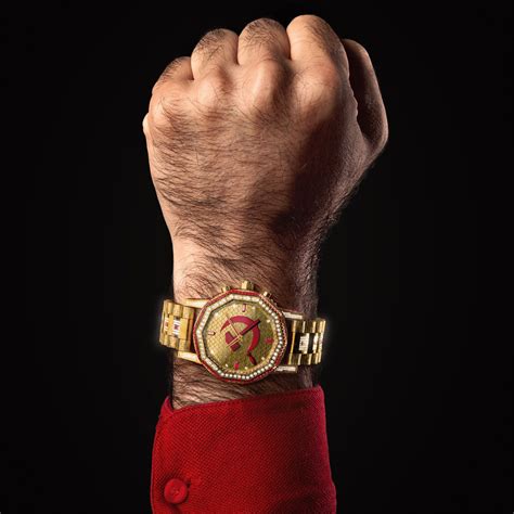 comunisti col rolex retro|Fedez, J.